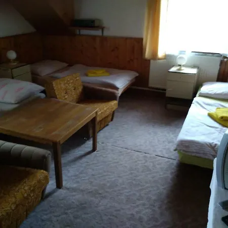 Gasthuis U Skrblika - Restaurace A Kryštofovo Údolí